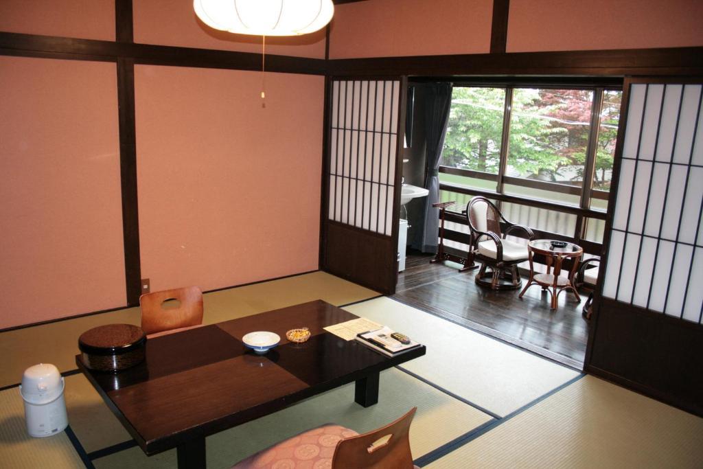 Mikunitoge Onsen Oyado Honjin Hotel Yuzawa  Værelse billede