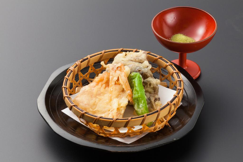 Mikunitoge Onsen Oyado Honjin Hotel Yuzawa  Eksteriør billede